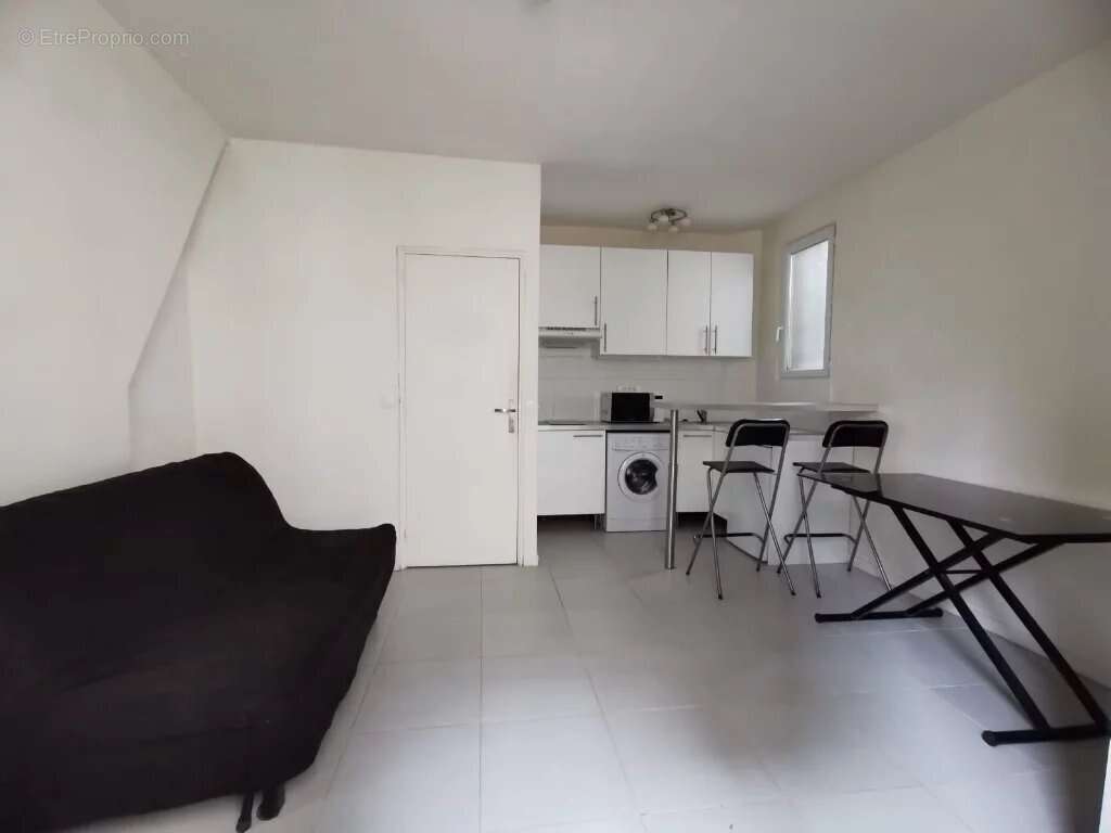 Paris 19ème  - rue clavel - studio - photo 2