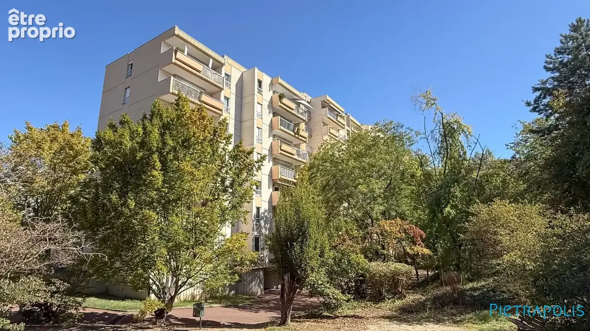 Appartement à LYON-8E