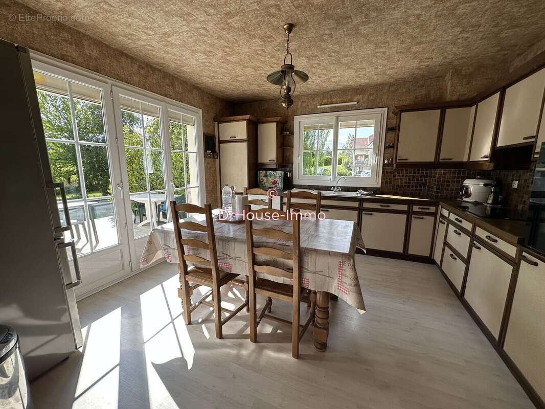 Maison à FLINS-NEUVE-EGLISE