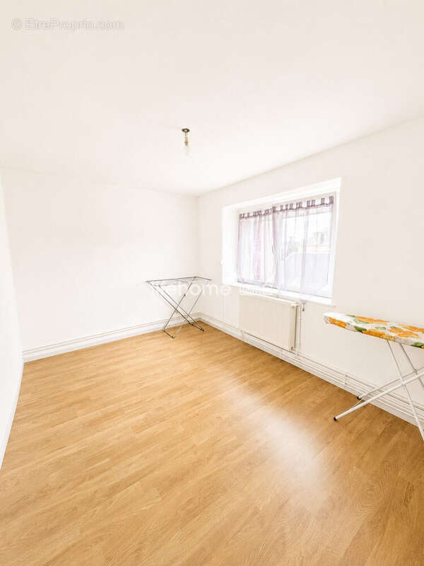 Appartement 70 m² à Sedan  - photo 9