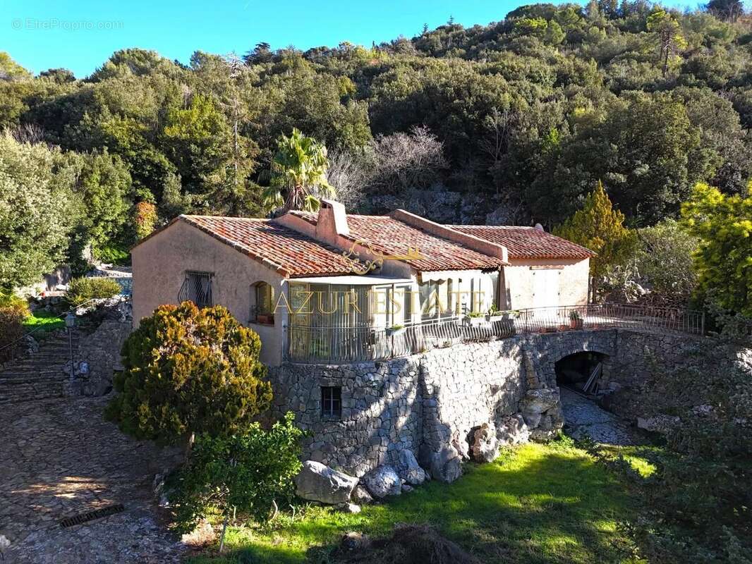 Maison à LA TURBIE