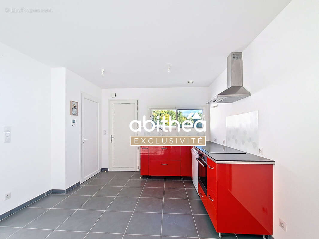 Maison à CHENAC-SAINT-SEURIN-D&#039;UZET