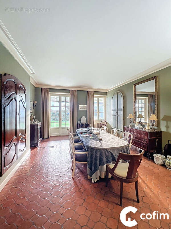 Maison à SAINT-MARTIN-DE-SEIGNANX