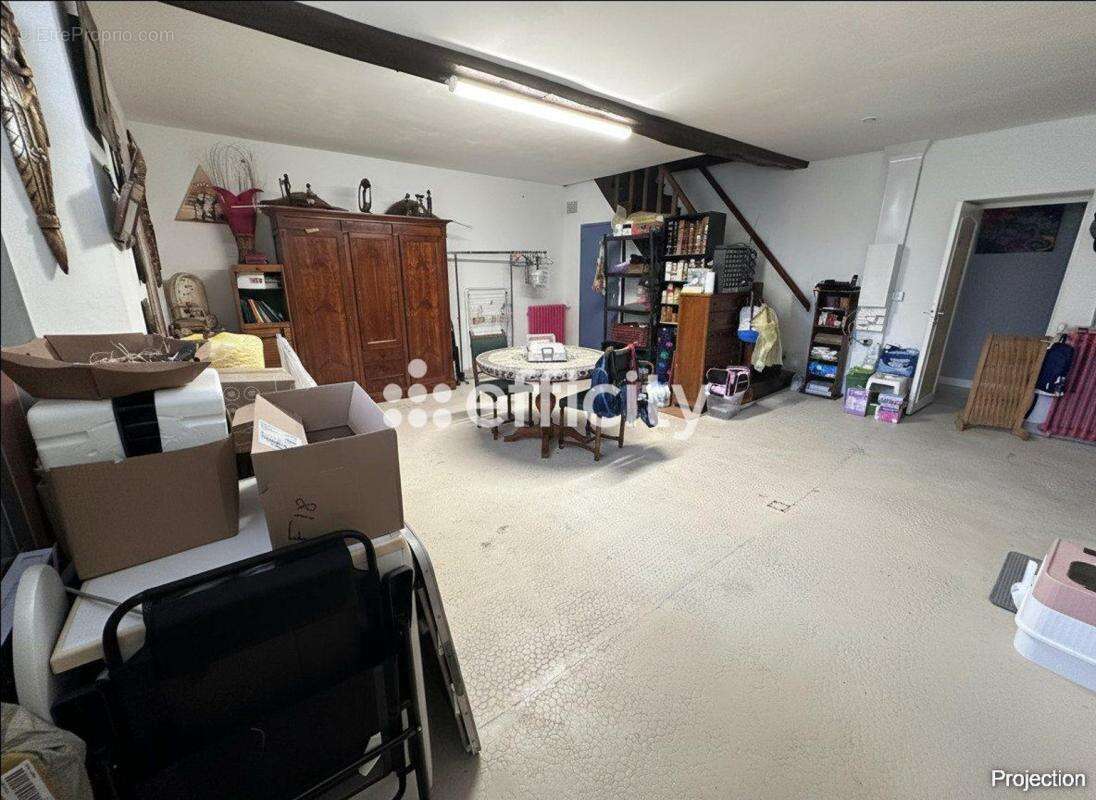 Maison à MEZIERES-EN-BRENNE