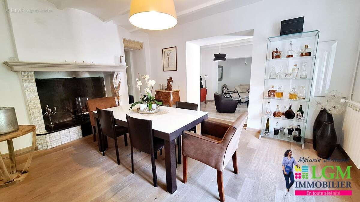 Maison à AIGUES-VIVES