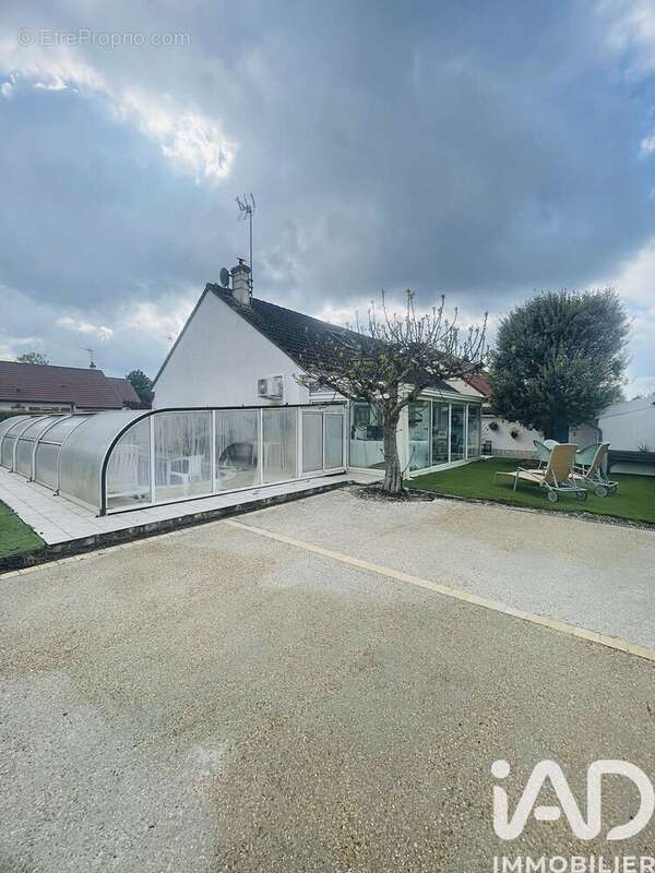 Photo 5 - Maison à SAINT-PRYVE-SAINT-MESMIN