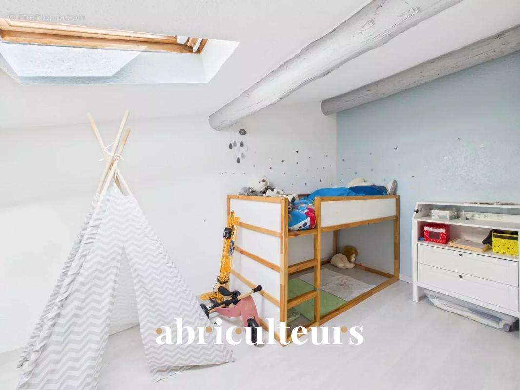 Appartement à PERTUIS