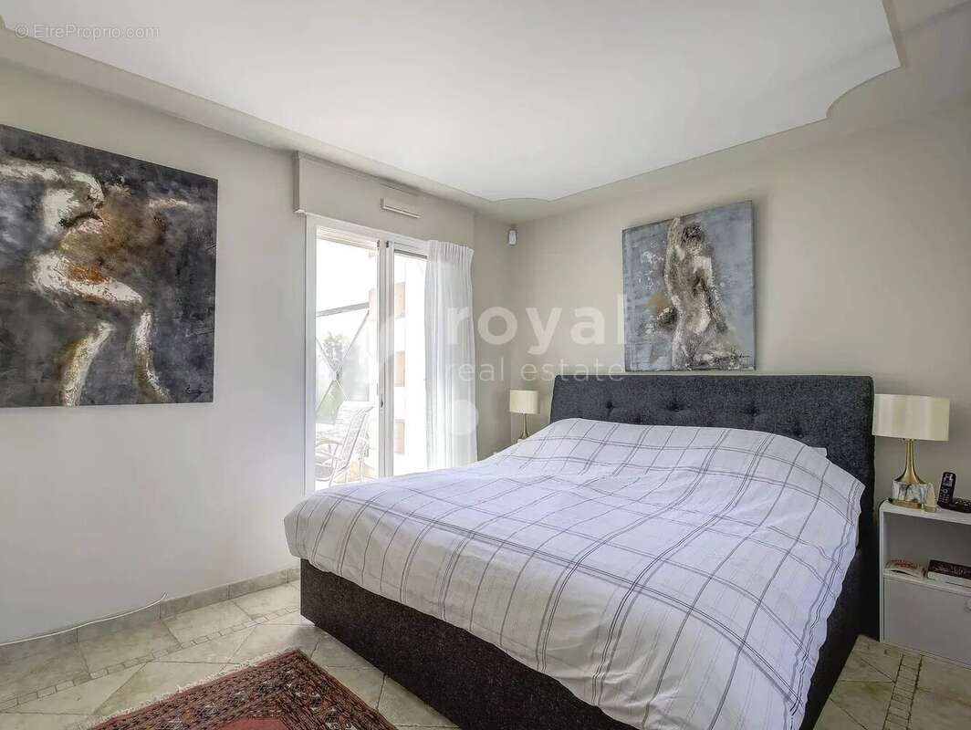 Appartement à MOUGINS