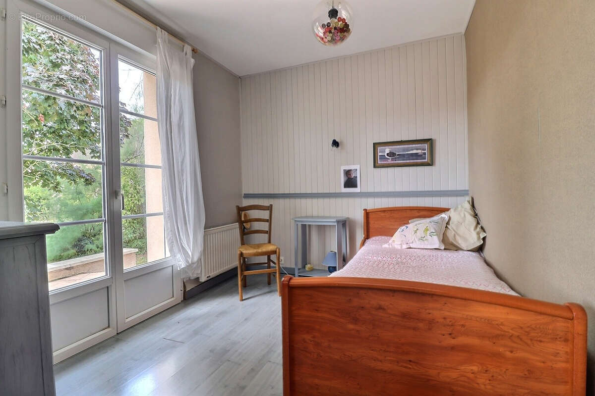 Maison à SAINT-MARTIN-SOUS-MONTAIGU