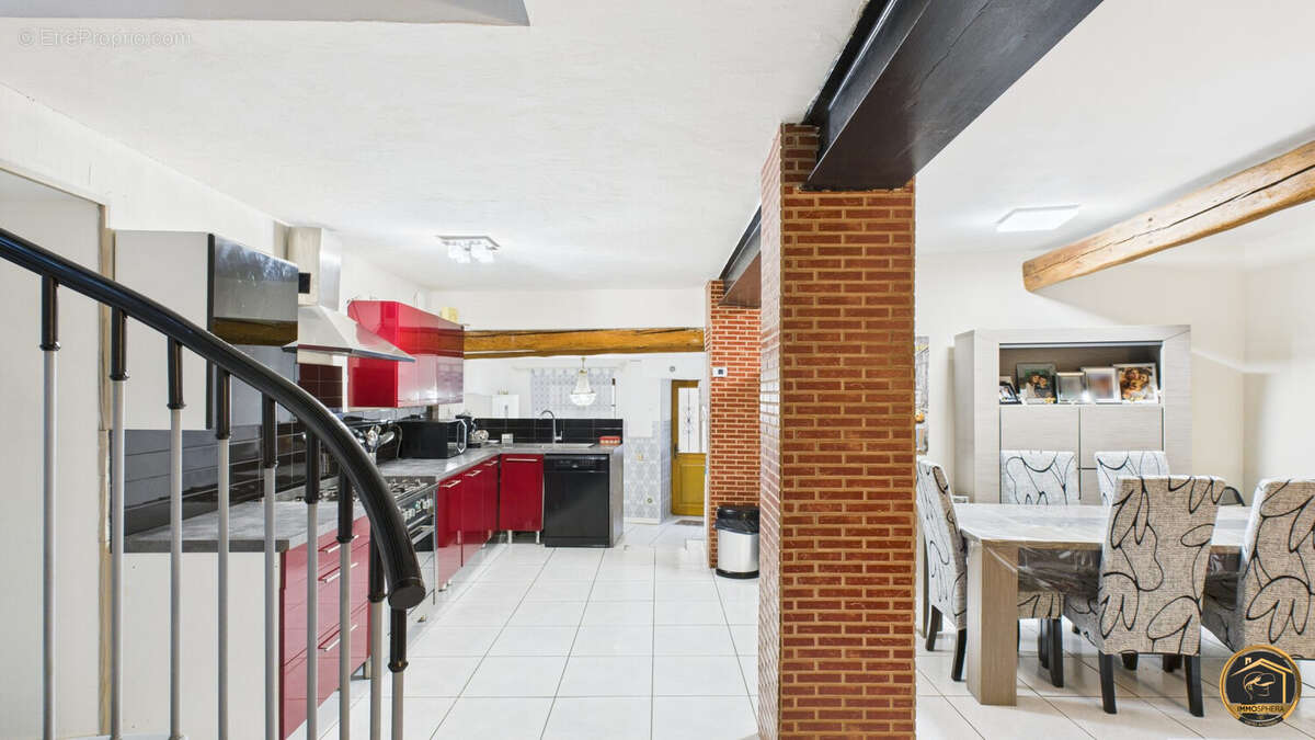 Maison 150 m² à Cruzy  - photo 6