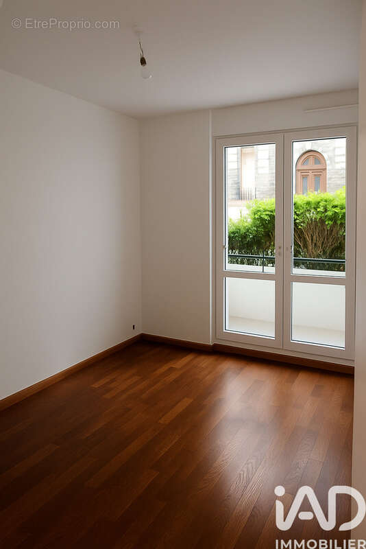 Appartement 81 m² à Montmorency  - photo 7