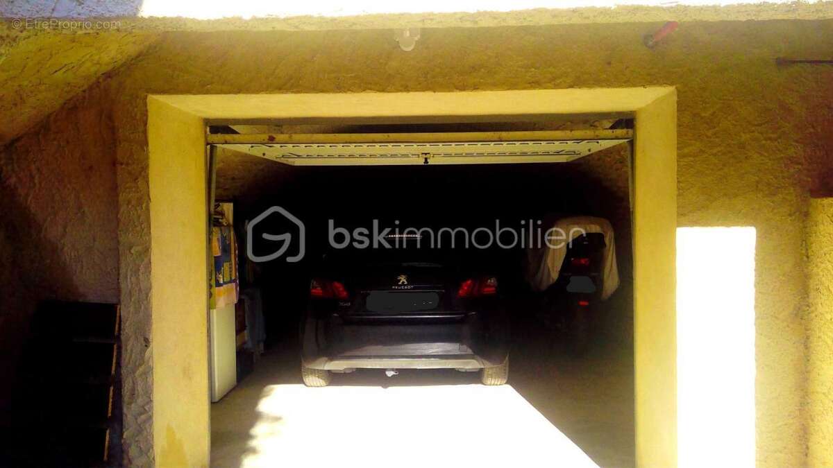 Maison à SAINT-ETIENNE-LES-ORGUES