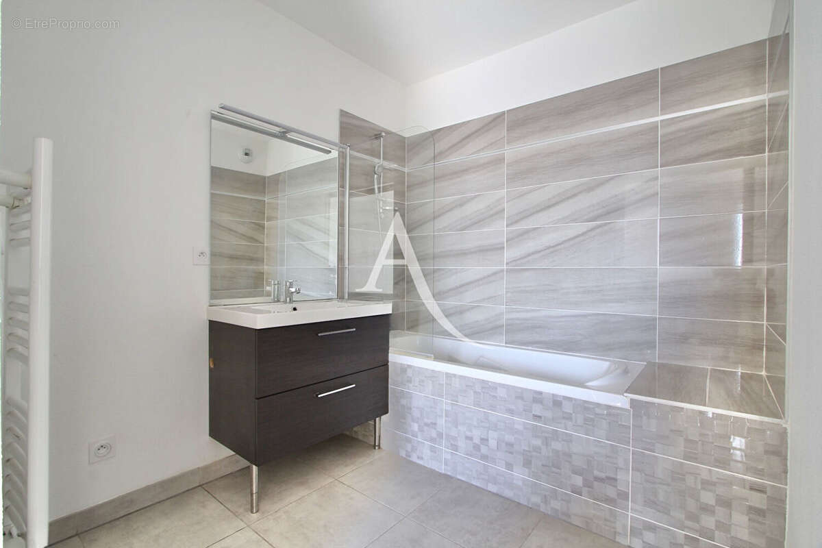 Appartement à PIGNAN