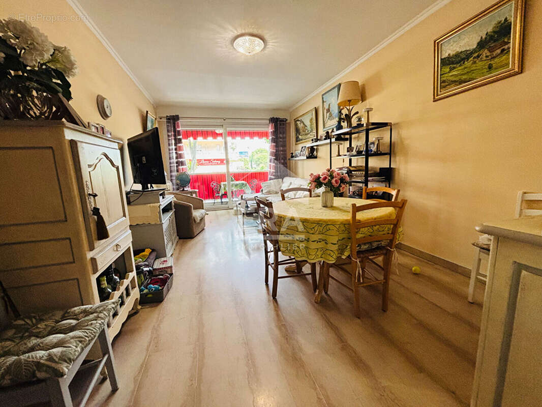 Appartement à CAGNES-SUR-MER