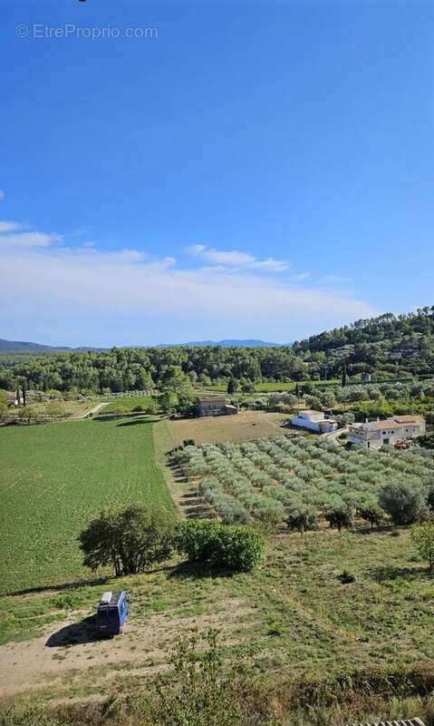 Appartement à CALLAS