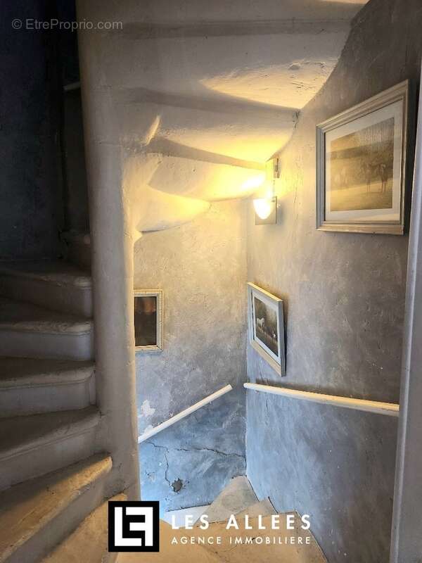 Maison à CHATEAURENARD