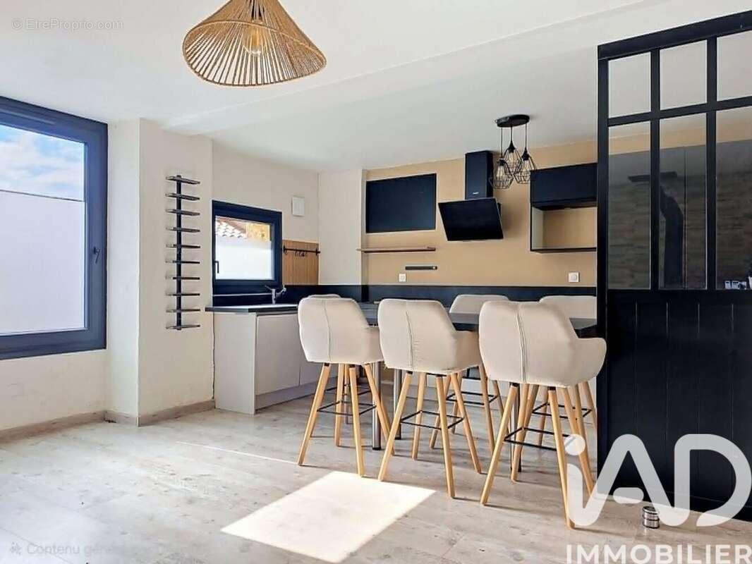 Photo 3 - Maison à GUEREINS