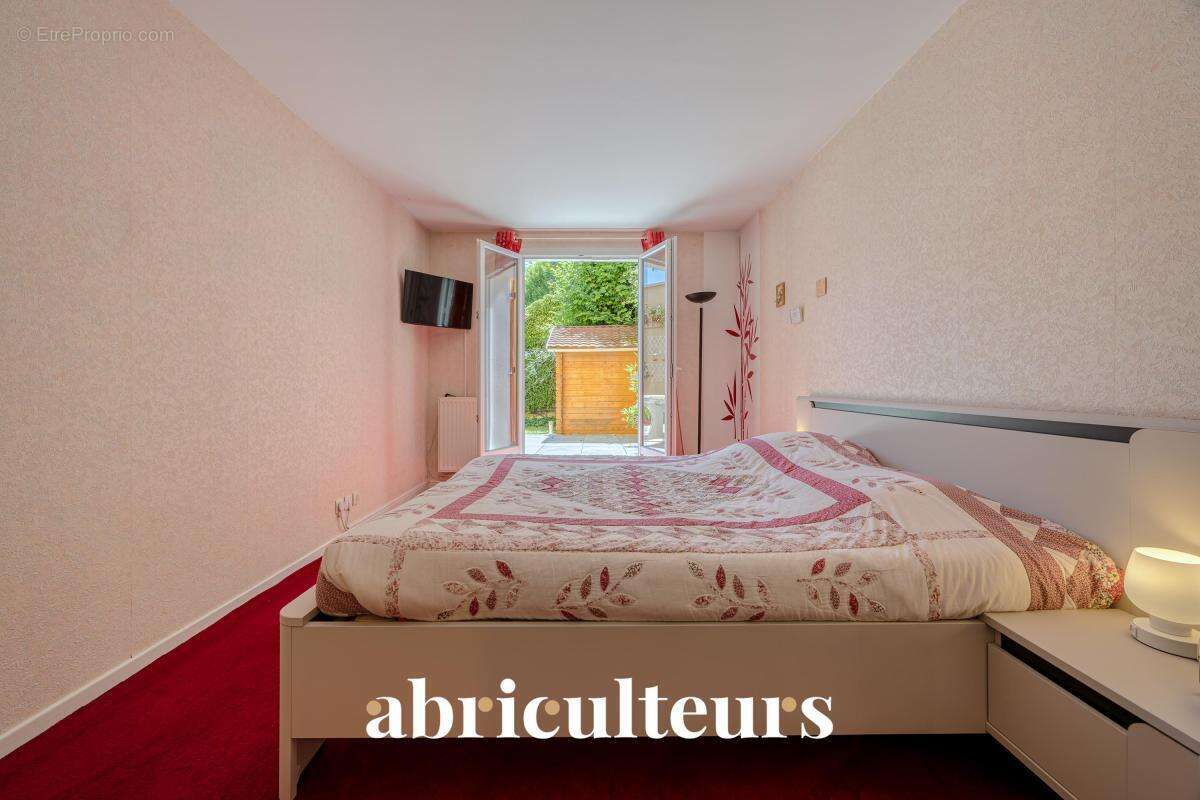 Appartement de plain-pied avec un séjour spacieux en vente à Vieugy - proximité de Annecy (74600) - photo 13