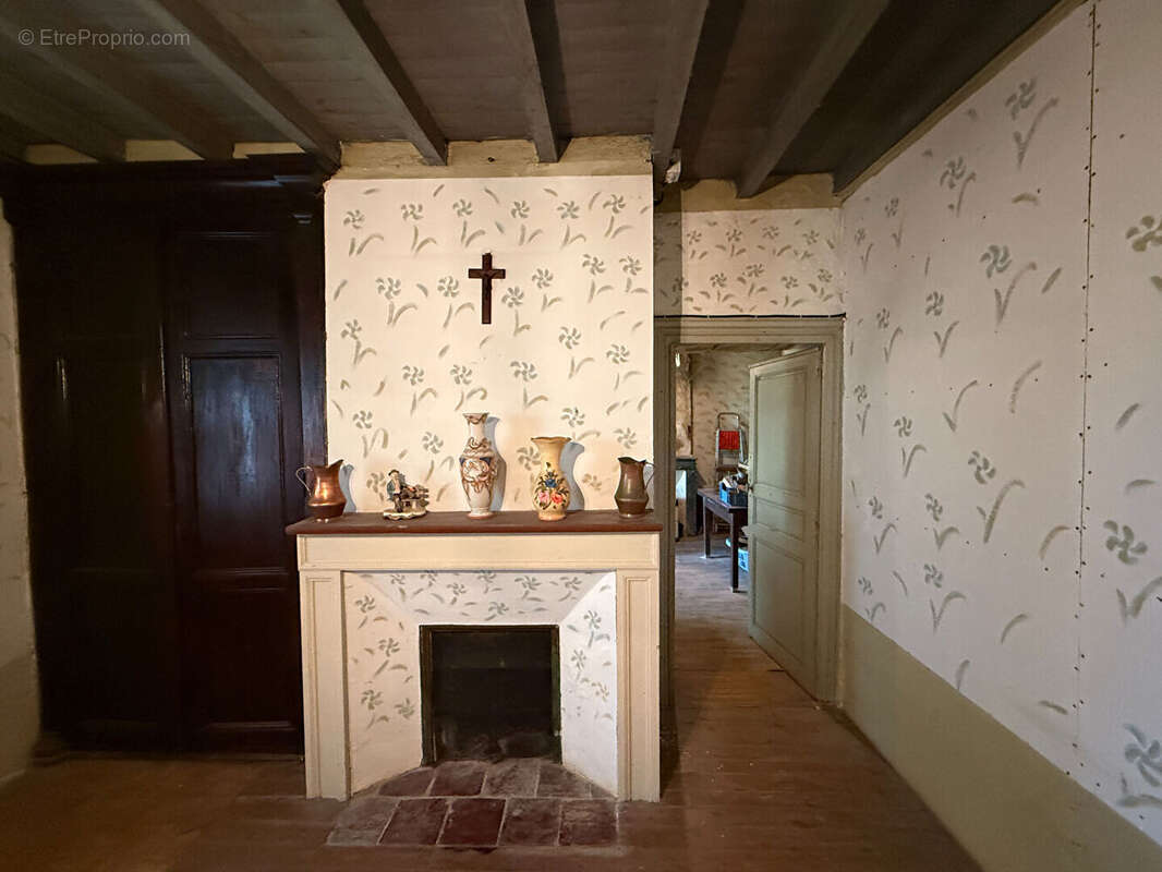 Maison en pierre avec dépendance attenante - photo 16