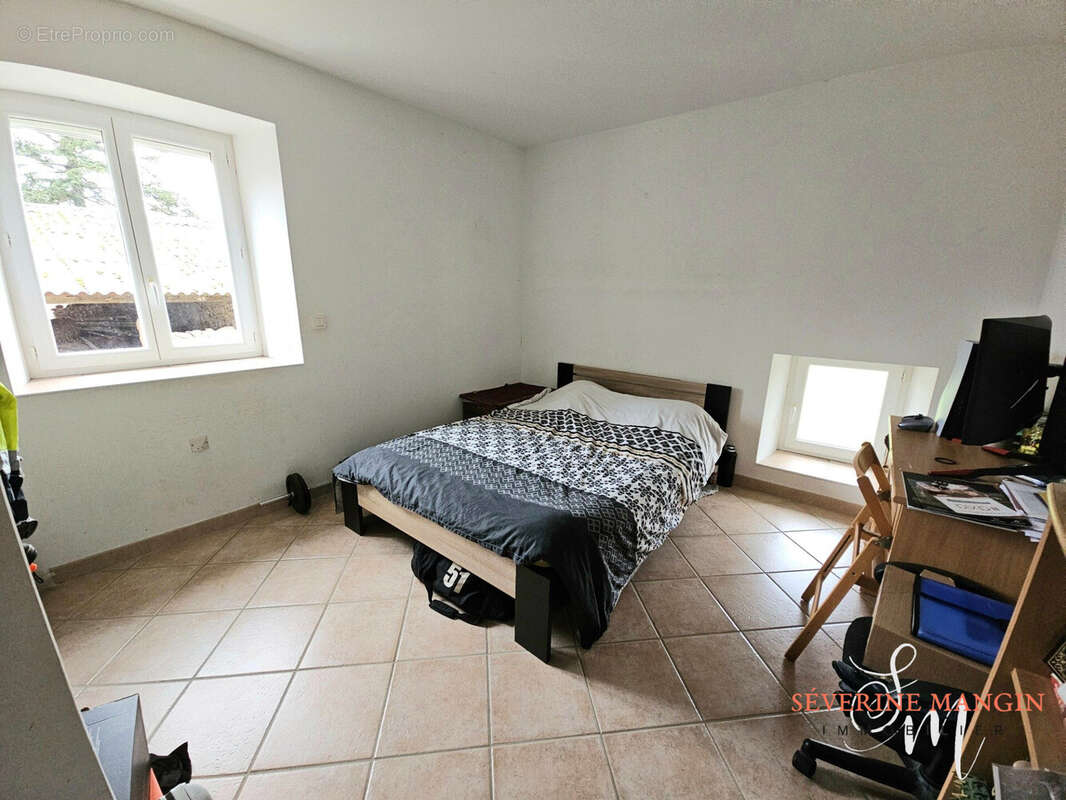 Maison à LA BAUME-D'HOSTUN