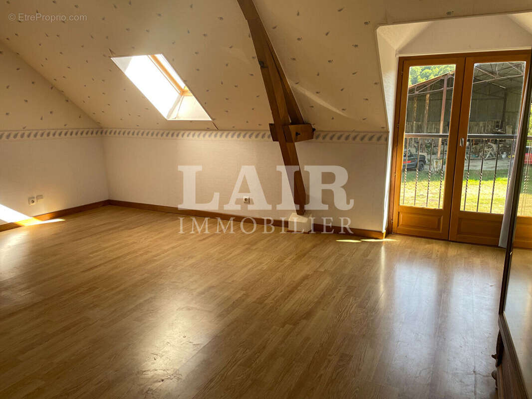 Maison à vendre au pied de la forêt de Perseigne, réf B13992 - photo 8
