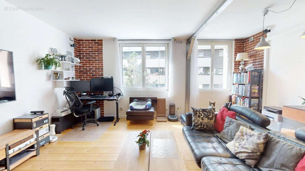 Appartement à PARIS-11E