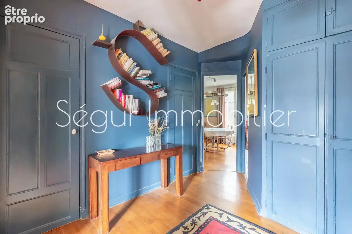 Duplex aux 2 derniers étages avec balcons, Auteuil Sud - photo 6