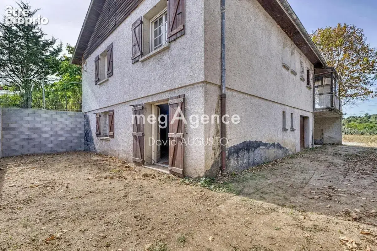 Rare à Tassin le Bourg, maison sur sous-sol complet, terrain de 900m2 - photo 13
