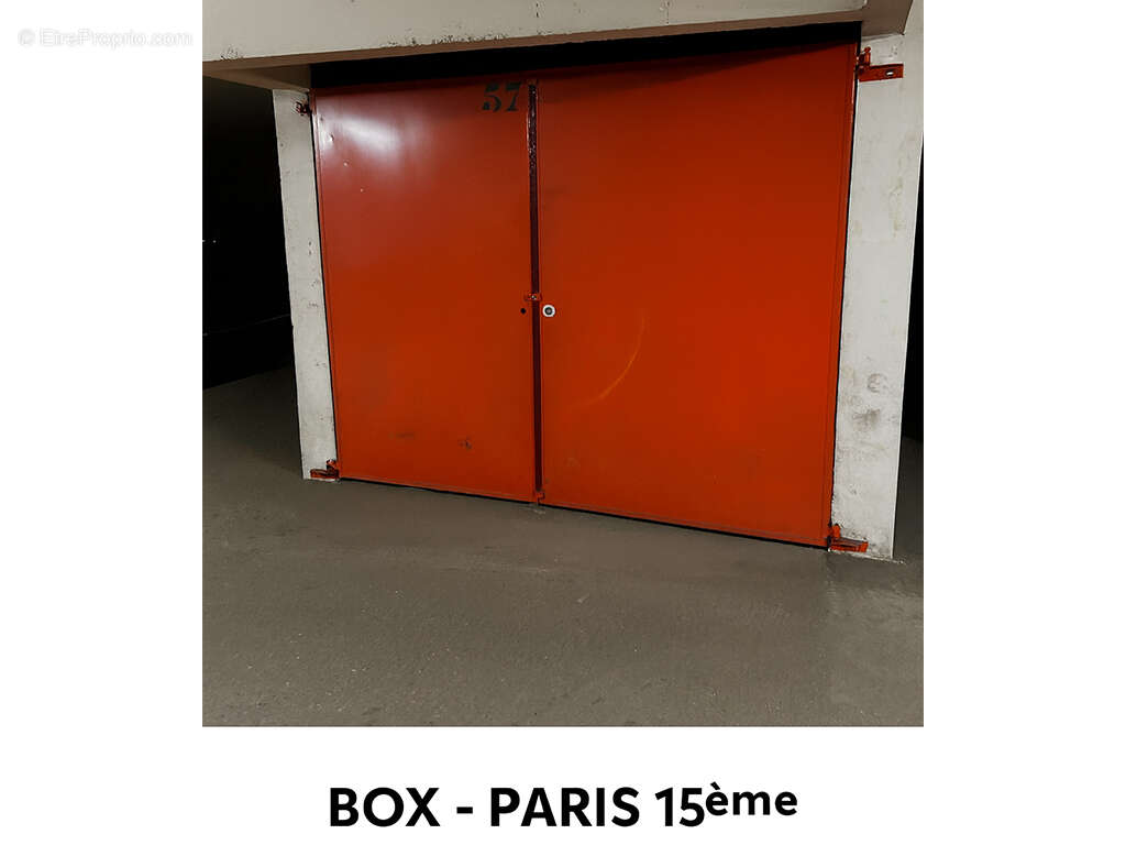 75015 PARIS - Parking / box / stockage 12 m2 -  Boulevard Lefebvre - Saint-Lambert - Parc d'expo Porte de Versailles - photo 8