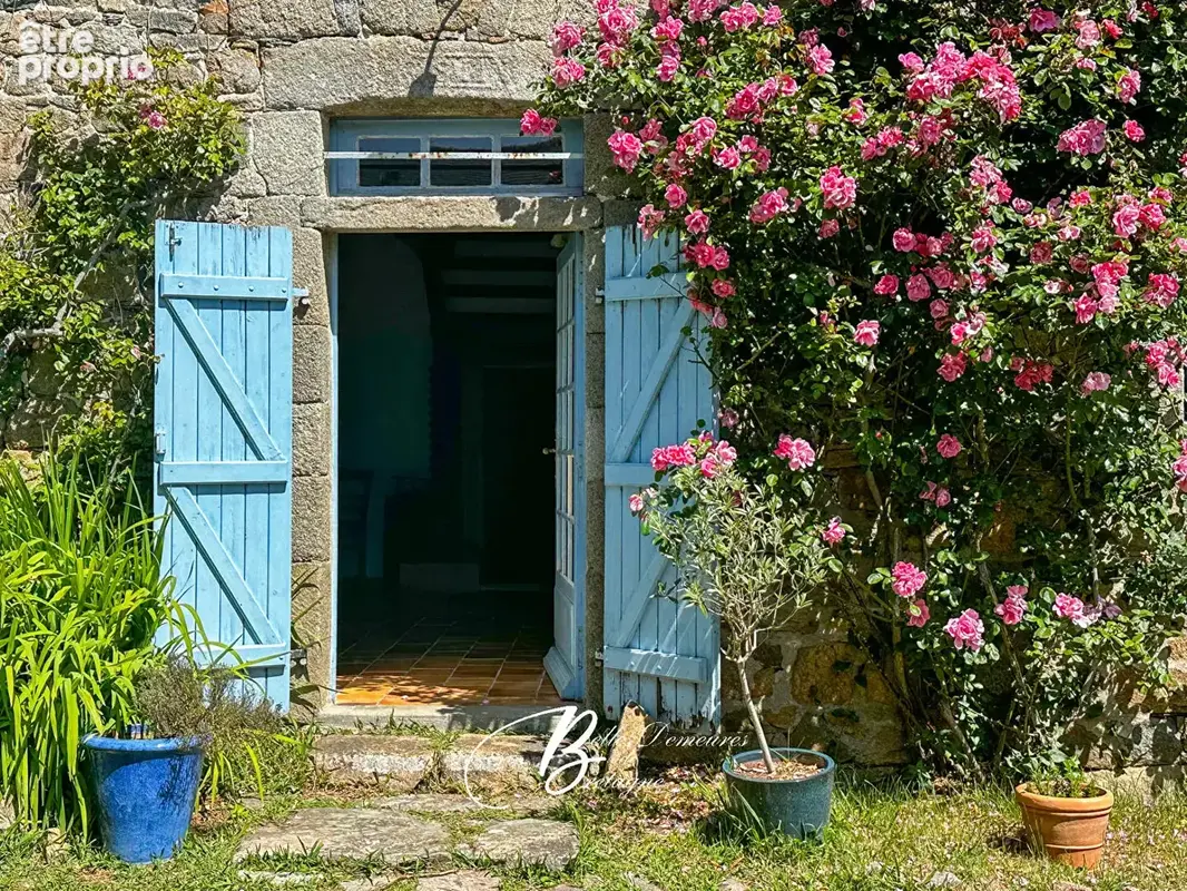 A vendre propriété de charme sur le littoral Côtes d'Armor - photo 2