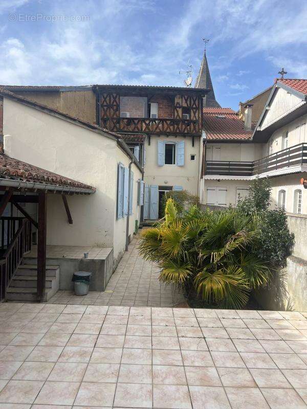 Appartement à MASSEUBE