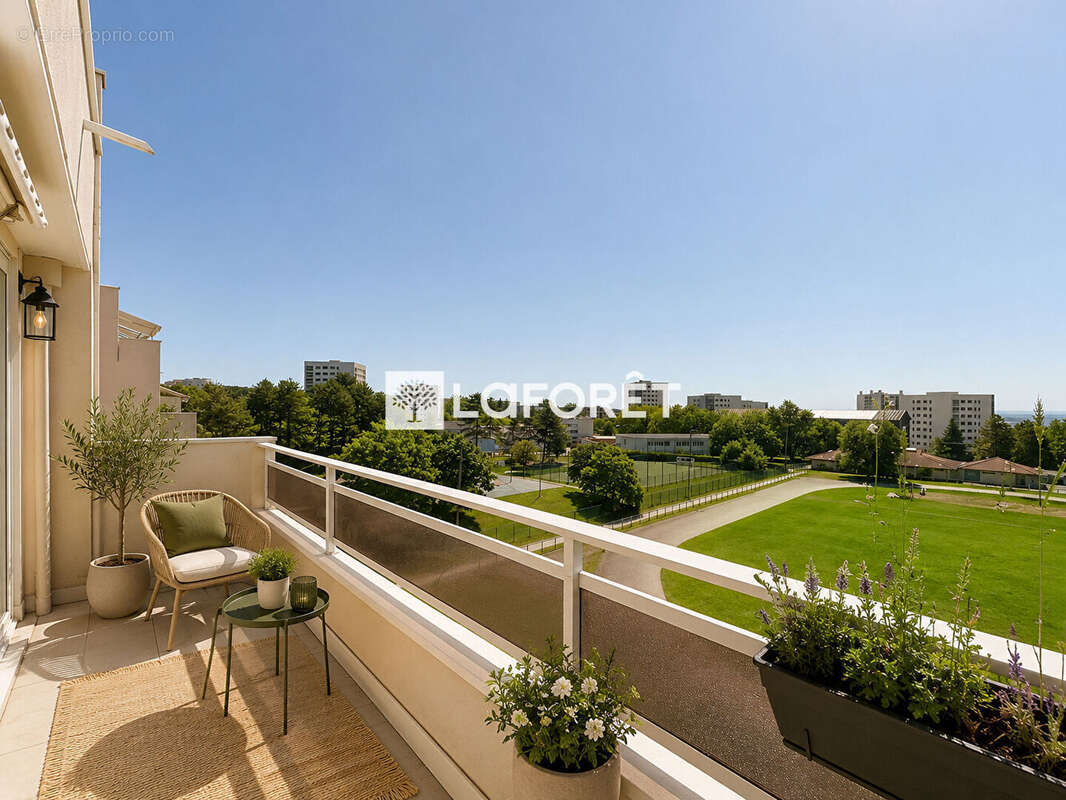 Appartement à RILLIEUX-LA-PAPE