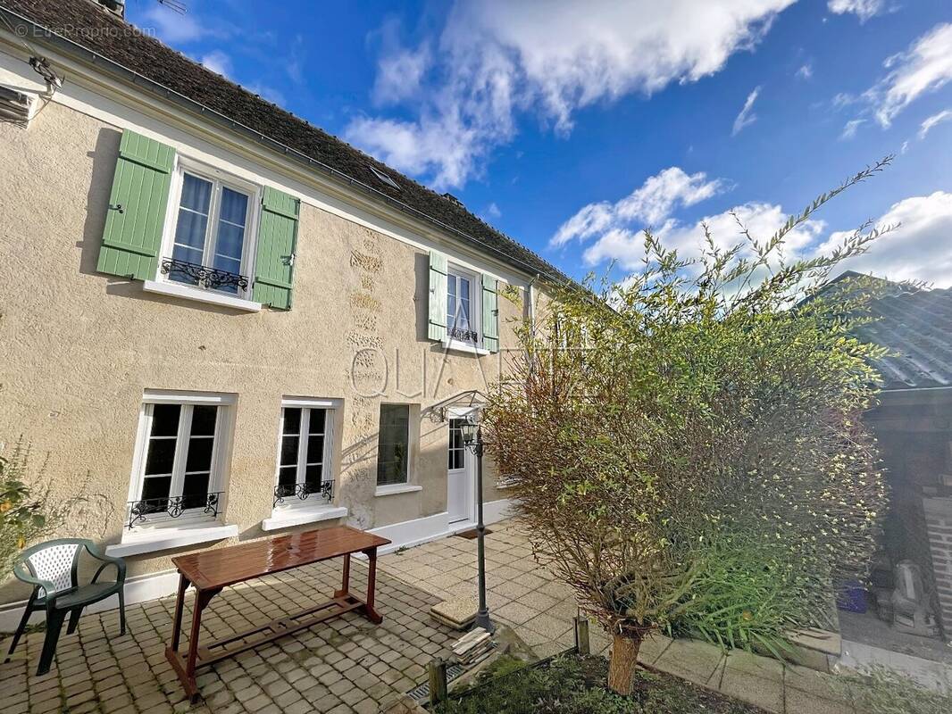 Maison à GRISY-LES-PLATRES