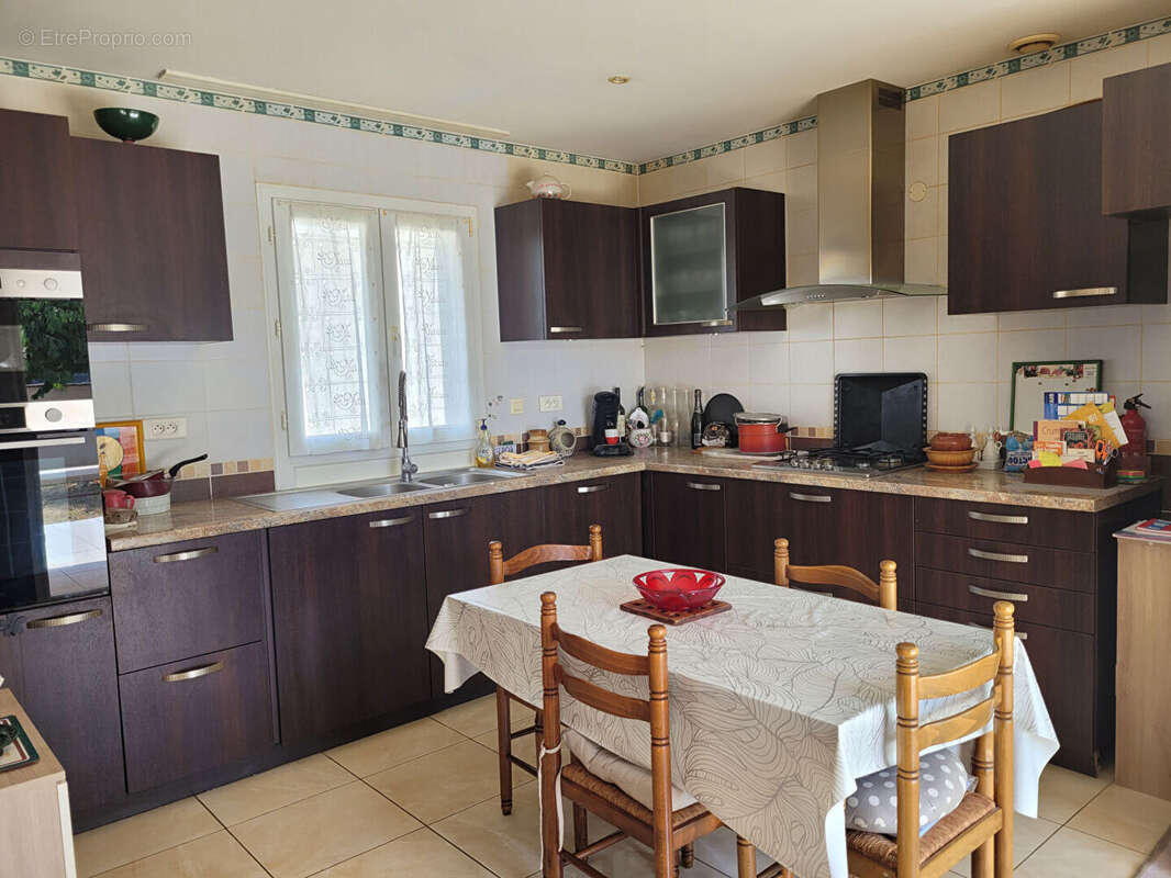 ROCHEFORT - Maison de  plain-pied  - 3 chambres - 2 garages - jardin - photo 10