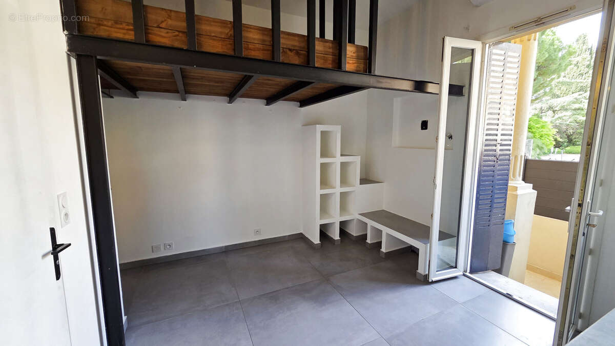 Nice ouest   Ferber - Studio rénové avec balcon - photo 2