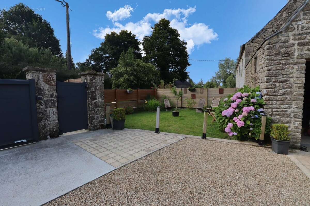 Longère au cœur des Monts d'Arrée - photo 3