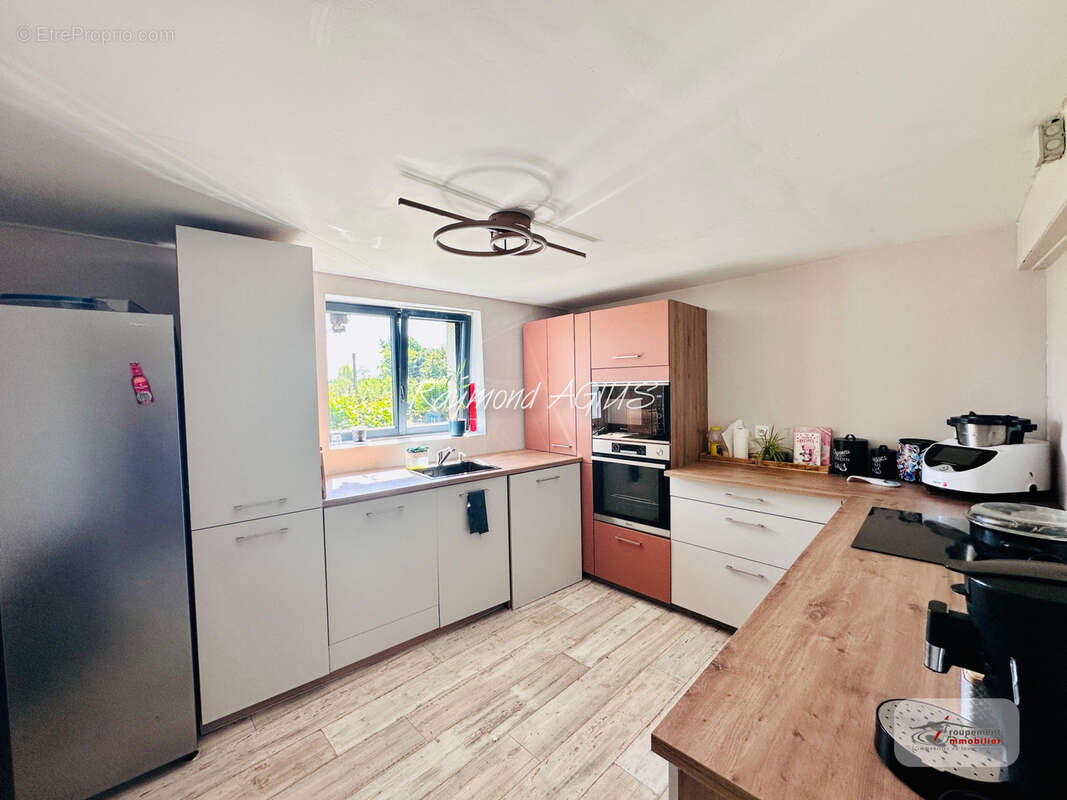 Charmante maison traditionnelle en pierre avec annexe indépendante et piscine de 15 x 6 m - photo 18