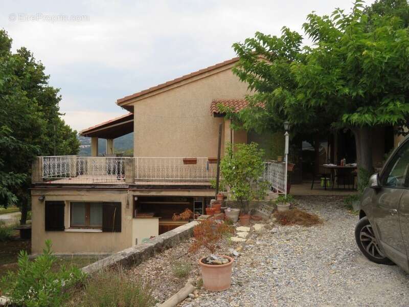 Maison contemporaine de campagne  à vendre 6 pièces le chaffaut saint jurson (04) - photo 2