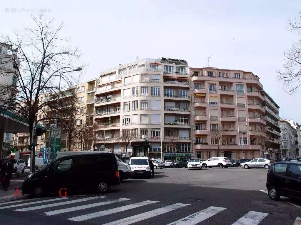 Parking à NICE