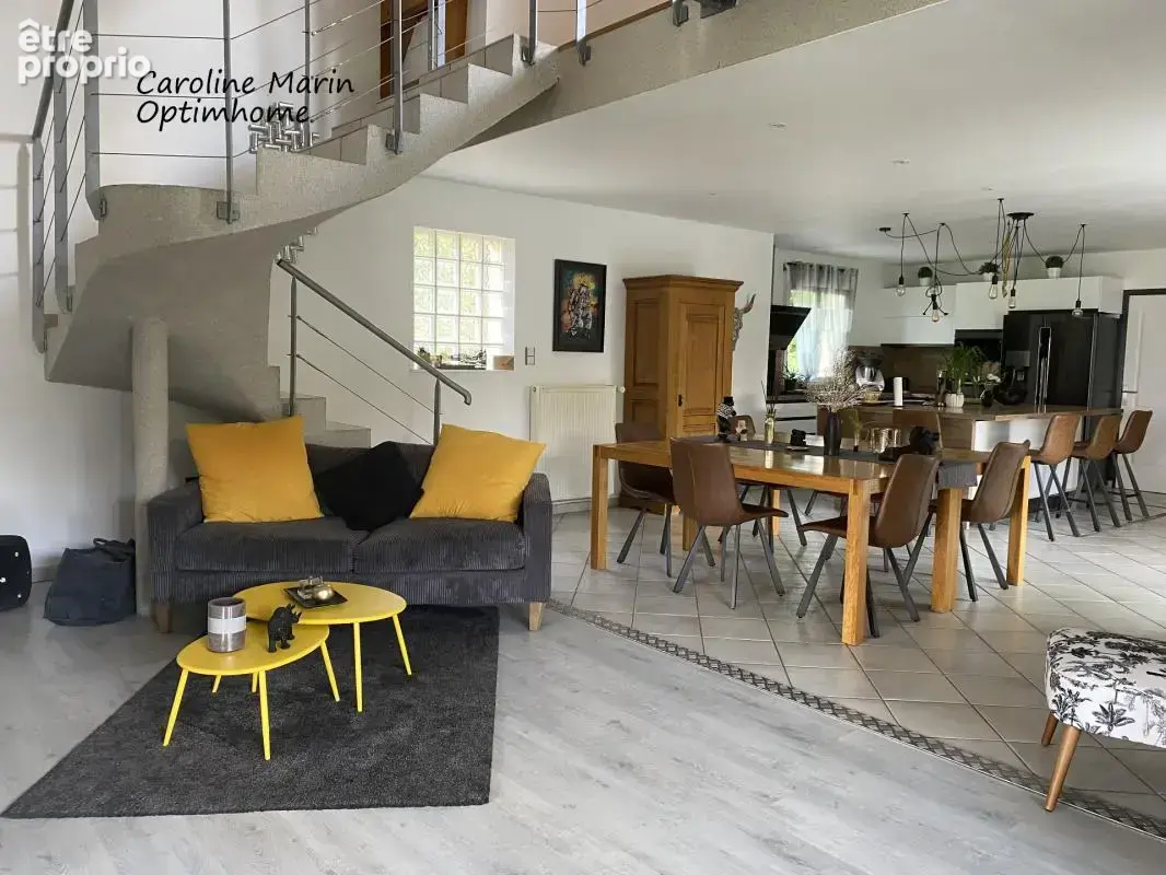 Vironvay – Maison contemporaine lumineuse de 200 m² sur 1 400 m² de terrain - photo 5