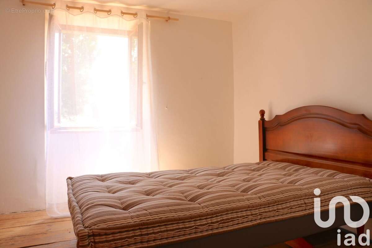 Photo 9 - Maison à SAINT-BONNET-LE-CHASTEL