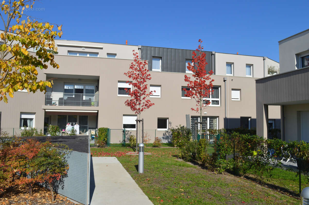 PESSAC - Monteil - X. Arnozan - Av. Pasteur - T3 (69m2) parfait état avec parking privatif - photo 22