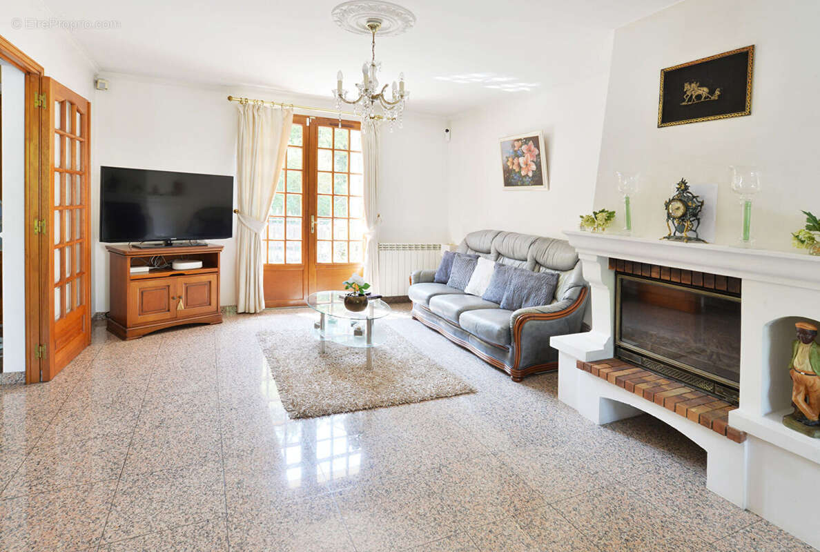Maison Montgeron 6 pièce(s) 115 m2 - photo 4