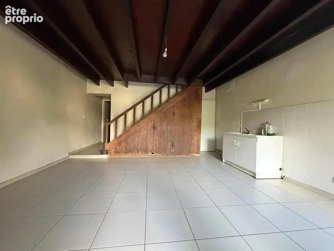 ST ETIENNE DU BOIS, maison en pierre, rénovée en 2018, 3 chambres - photo 3