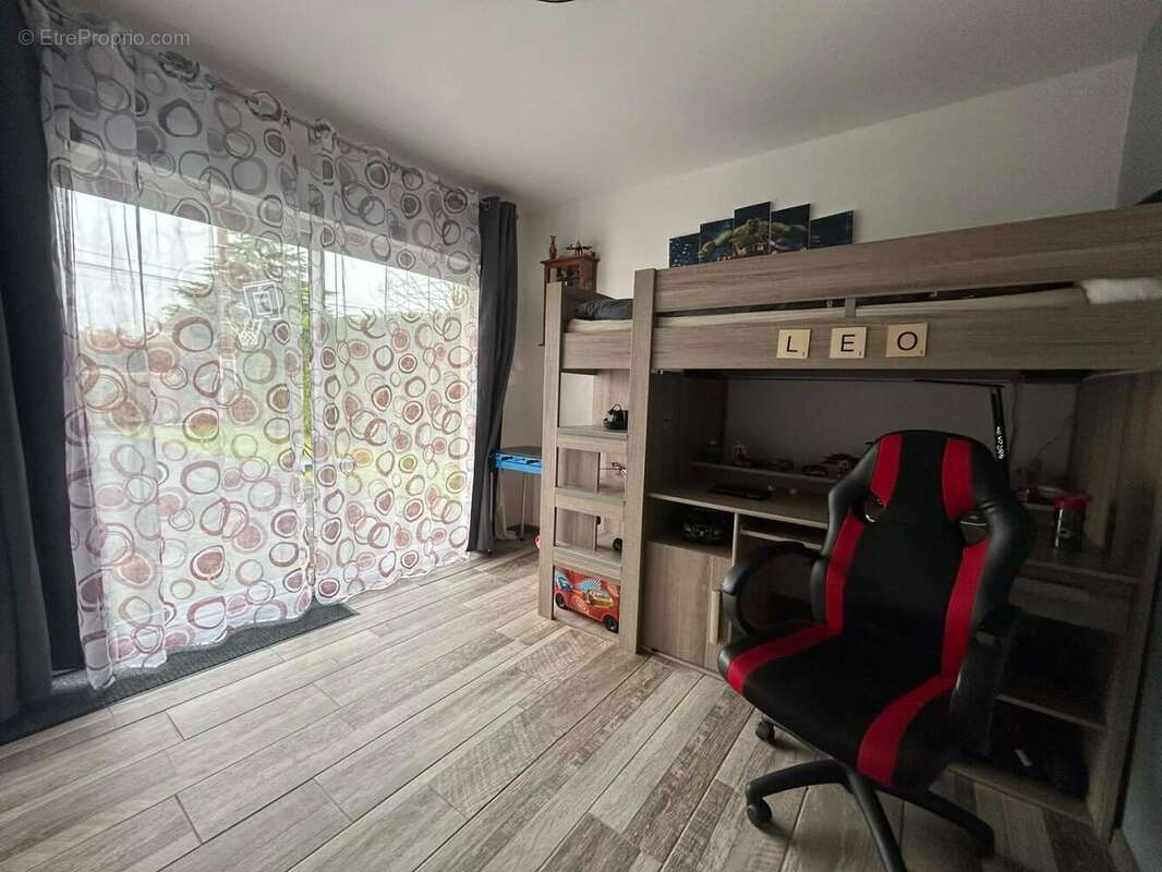 Maison 123 m² à Saint-Aout  - photo 8