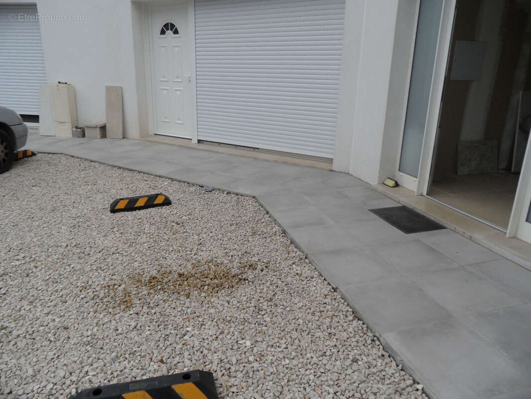 Appartement à PEYPIN