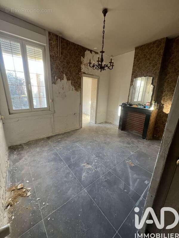 Photo 2 - Maison à BRUAY-LA-BUISSIERE