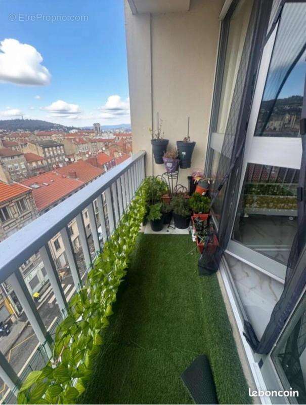 Appartement à SAINT-ETIENNE