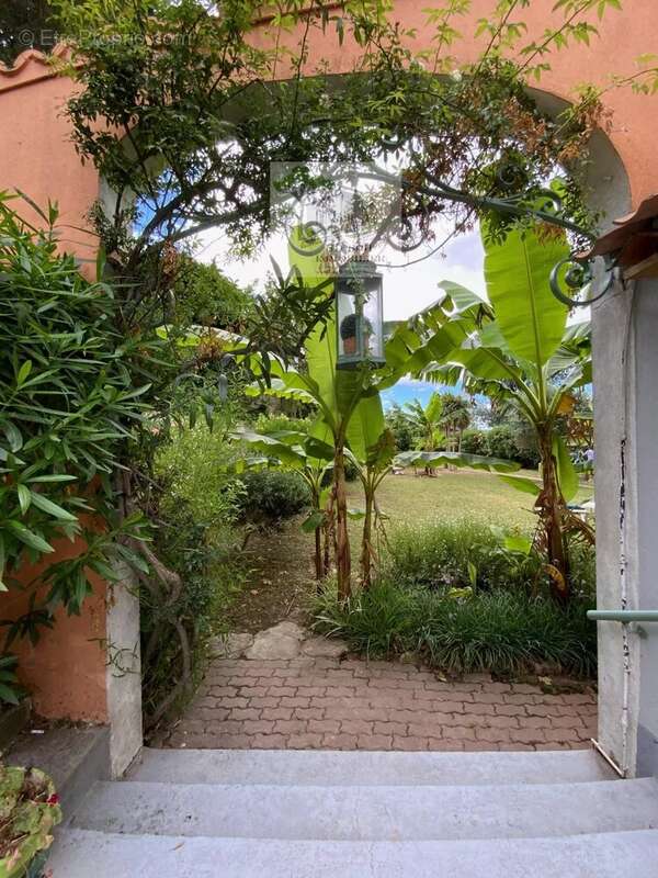 Maison à VENTENAC-EN-MINERVOIS