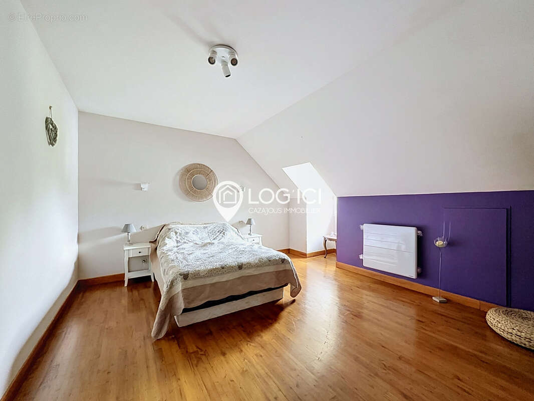 LESTELLE-BETHARRAM - Vente Maison familiale 4 chambres avec piscine et double garage - photo 14